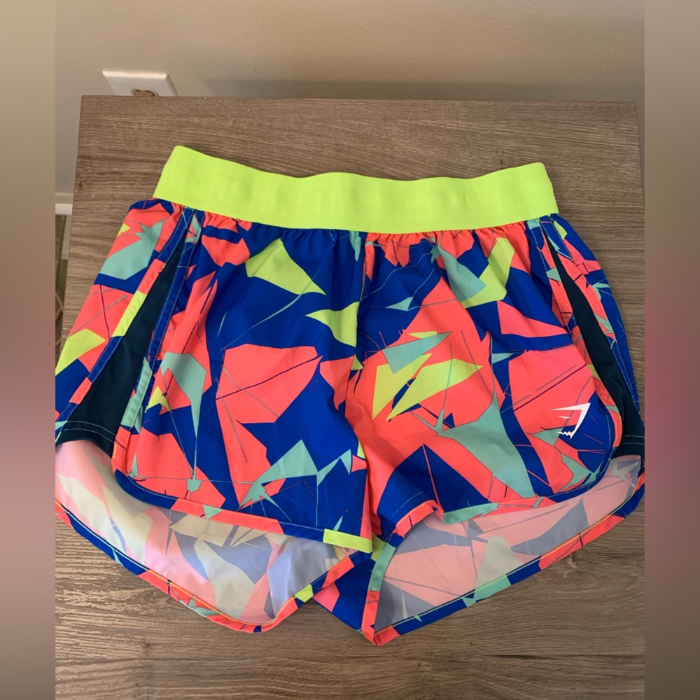 Gymshark Loose Fit Retro Shorts